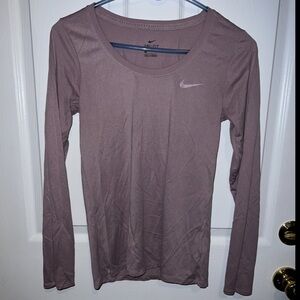 Nike Dri-Fit Women's Long Sleeve Tee - mauve